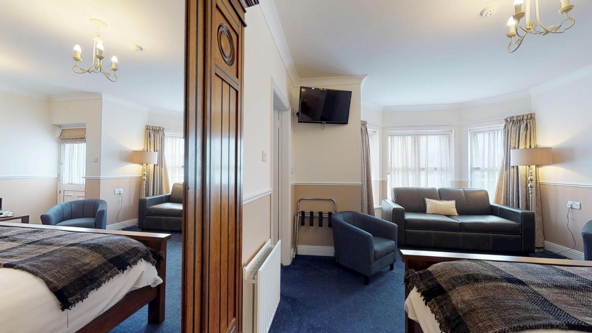 Hotel Milltown House